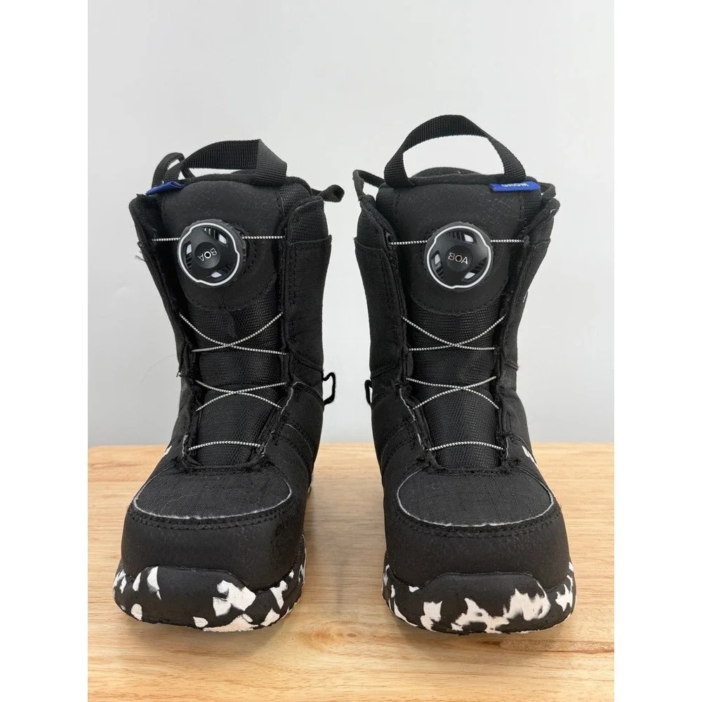 Burton Grom BOA Kids Snowboard Boots Black White 1K 15089102